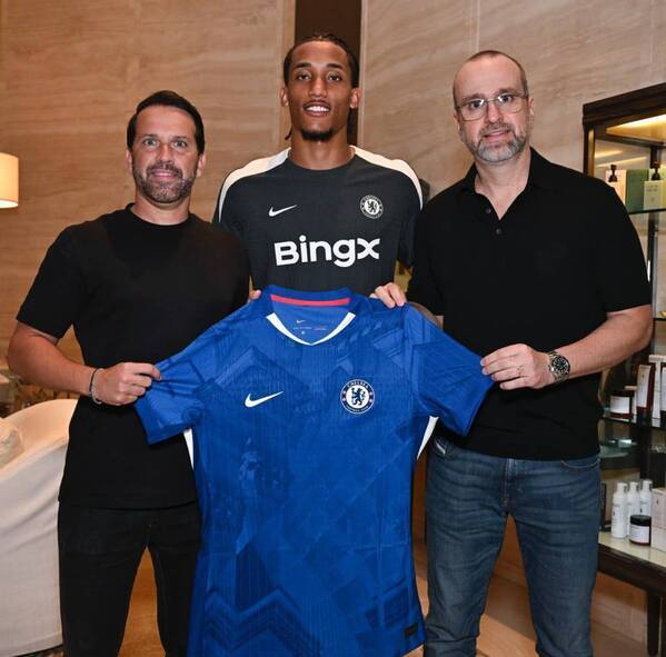 「優勝のために来た」ジョアン・ペドロのチェルシー加入を正式発表　移籍後初ショットが話題に