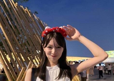 中川紅葉、夜の万博で「可愛さと異国感」が完全にマッチした奇跡のワンショット