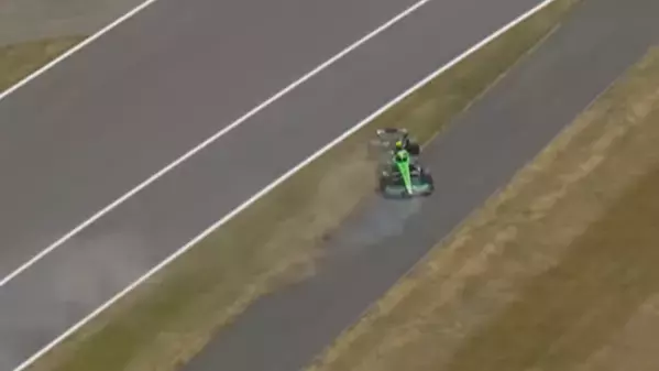 “回っても無傷なら芸術！”フリー走行で“目が回る”スピン続出、ファンの笑いと称賛集まる