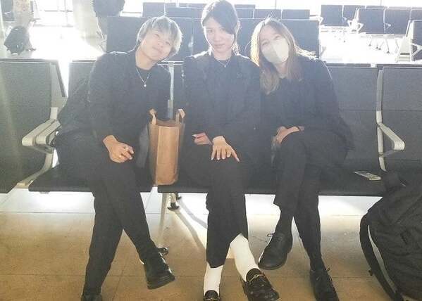 藤野あおばが切り取った、なでしこジャパンの素顔。遠征後の静けさに宿る絆のぬくもり