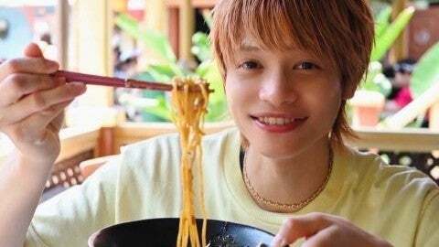 「本当に37歳ですか？」あの人気アイドルの無邪気な笑顔にファンメロメロ！