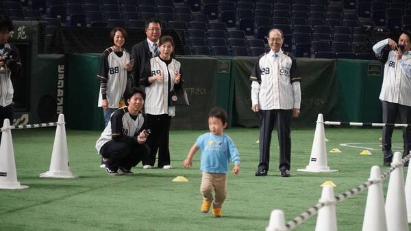 「球心会」初の野球イベントに王貞治らレジェンド登場　東京ドームに広がった子どもたちの笑顔と熱気