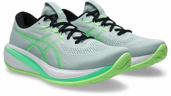 アシックス、反発性を高めたランニングシューズ「GEL-CUMULUS 28」を発売